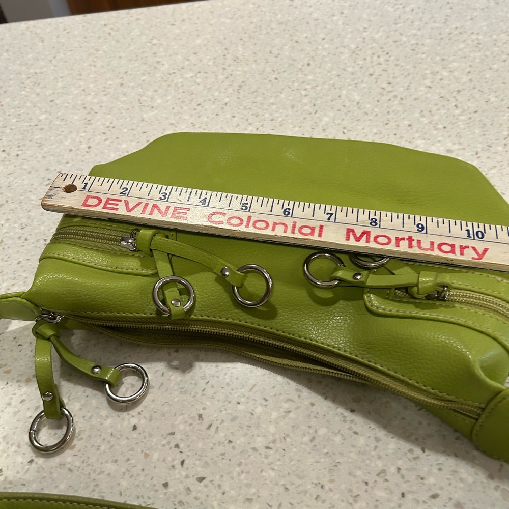 New lime green bag without tags small size - Picture 8 of 8